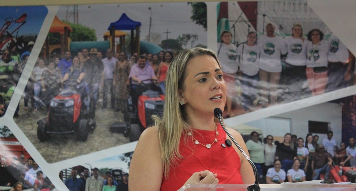 Deputada Cláudia de Jesus repassa R$ 400 mil a prefeitura de Cujubim para compra de motocicletas