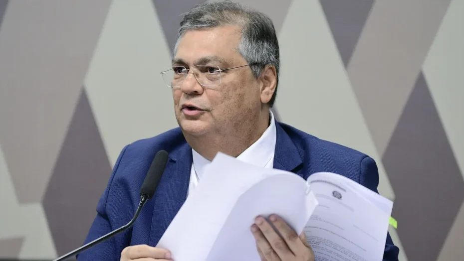 Ministro do STF pede informações à PF sobre operações contra crimes ambientais
