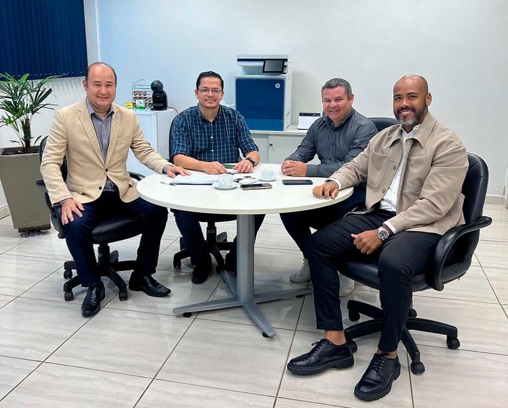 Sebrae e Universidade Federal de Rondônia fortalecem parceria para impulsionar inovação no estado