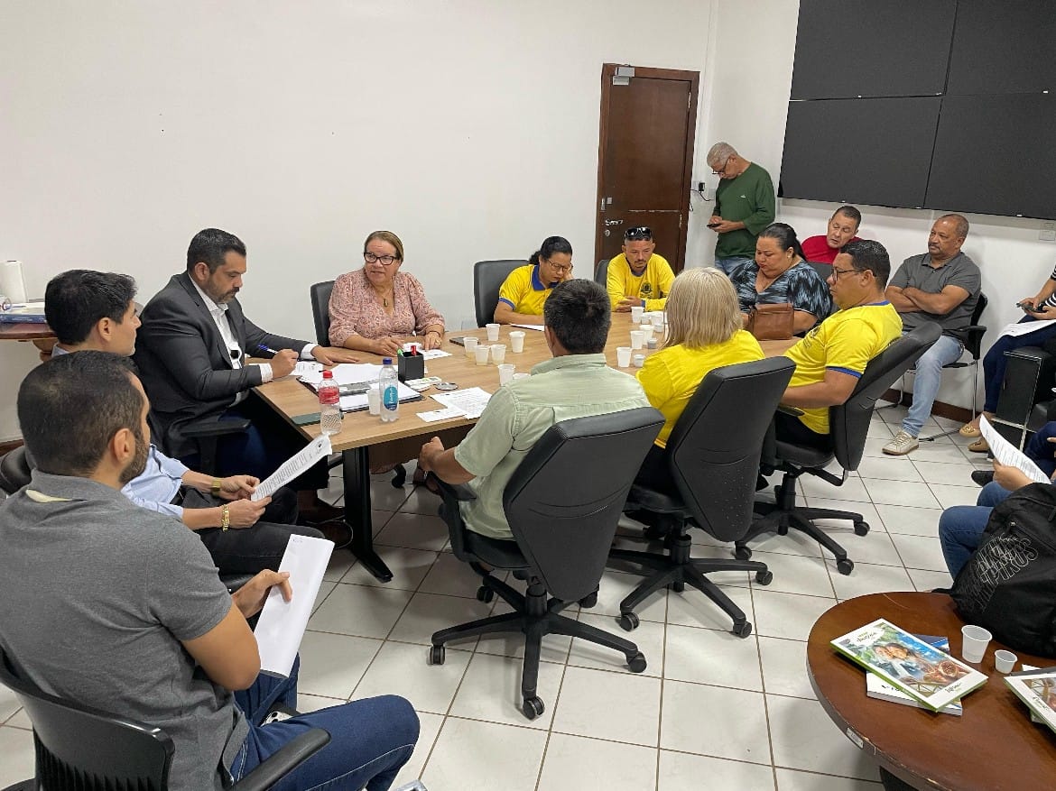 Sindeprof e servidores iniciam debates sobre a pauta de reivindicação salarial 2025 com a Prefeitura