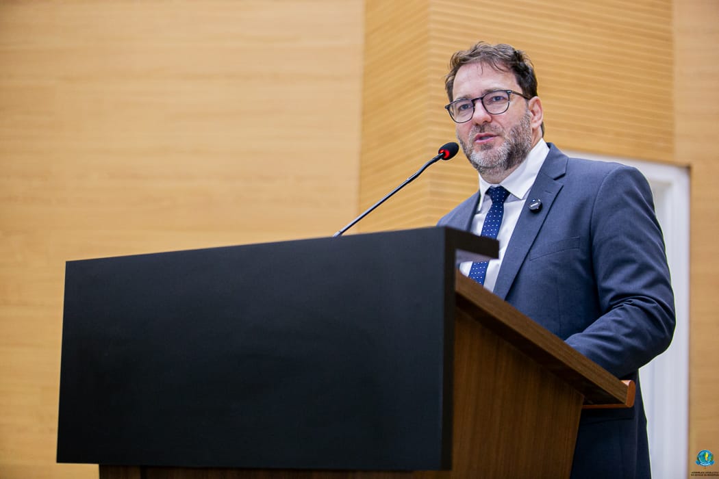 Justiça absolve Alex Redano e demais acusados em ação penal sobre Associação Sol Nascente.