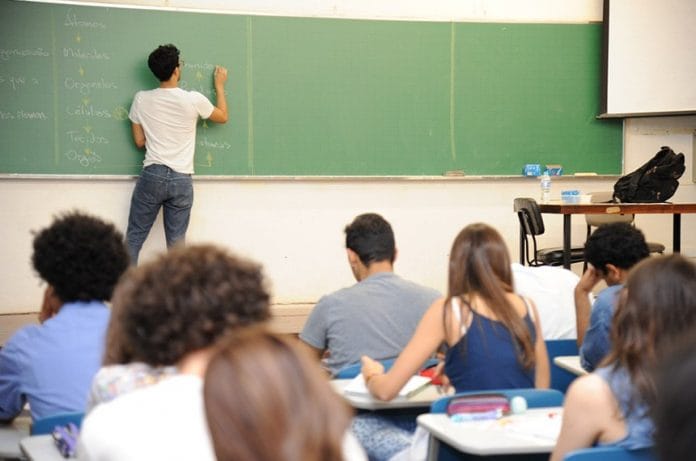 Inscrições para o Fies 2026 terminam nesta sexta; saiba como concorrer