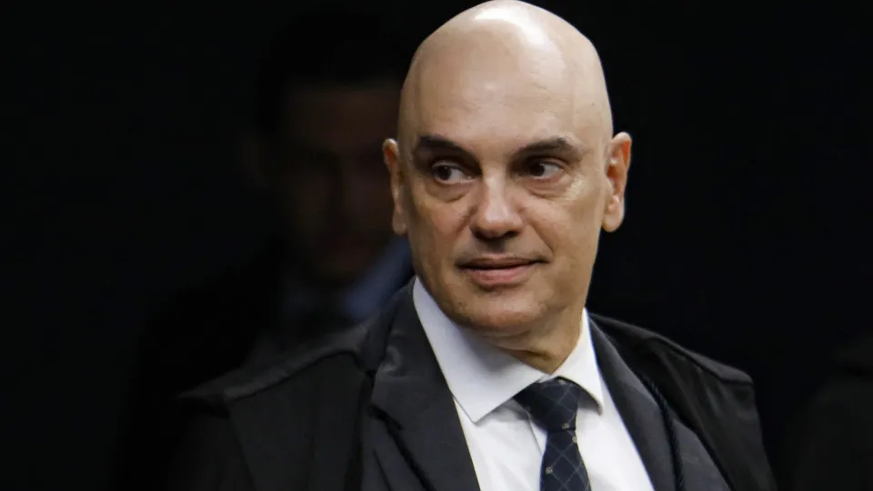 Servidora da Receita nega ter vazado de dados de ministros do STF