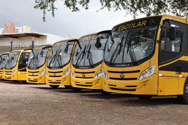Lei municipal que previa transporte escolar gratuito para alunos da rede privada é declarada inconstitucional pelo TJRO