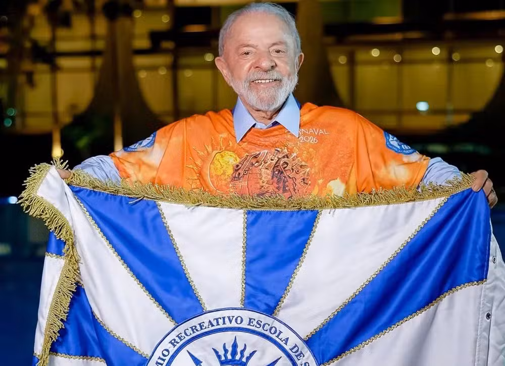 TSE rejeita pedido do PL para investigar o Presidente Lula por desfile de escola de samba que o homenageou