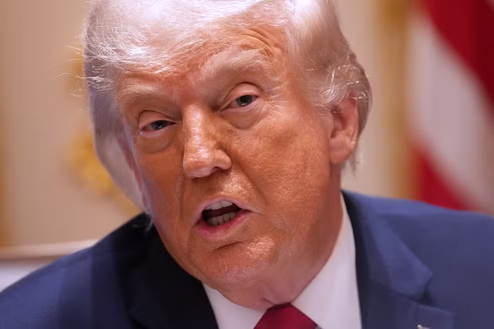 Tensão explode no Estreito de Ormuz: Irã derruba helicóptero dos EUA e Trump reage