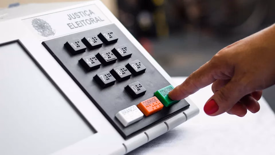 Solicitação do voto em trânsito pode ser feita até 20 de agosto