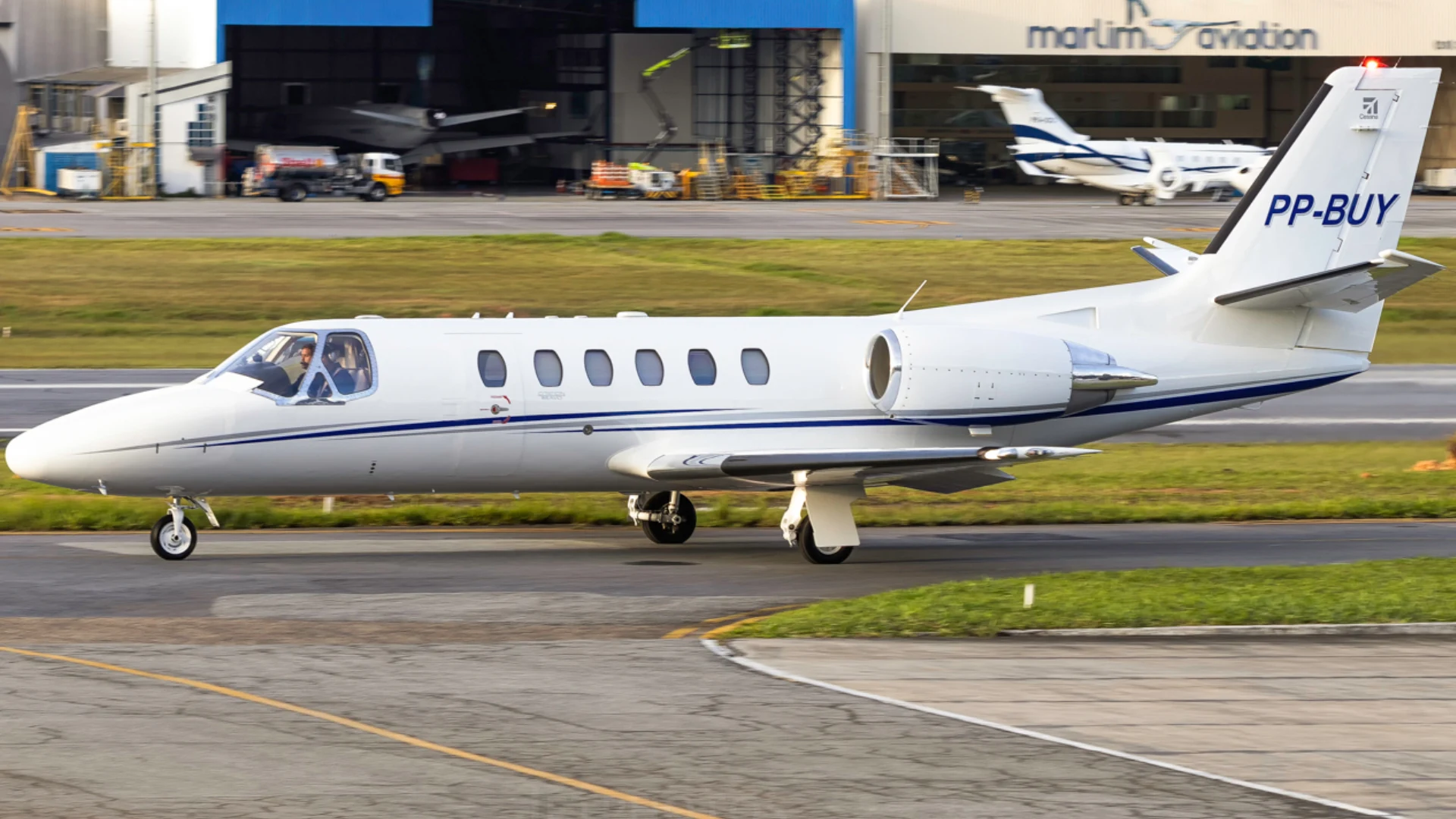Apex deve R$ 42,3 milhões pela compra de cinco aeronaves; conheça a frota