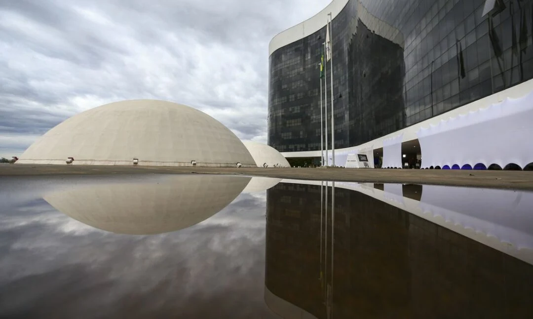 TSE suspende novas filiações após registros indevidos no sistema
