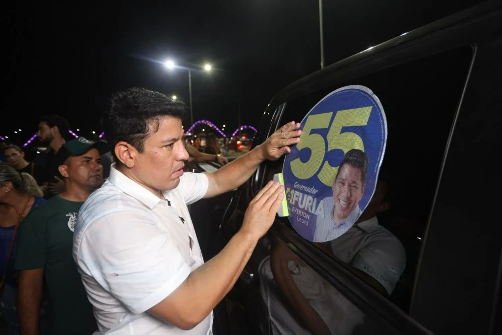Adailton Furia abriu oficialmente campanha ao Governo de Rondônia com mega adesivaço