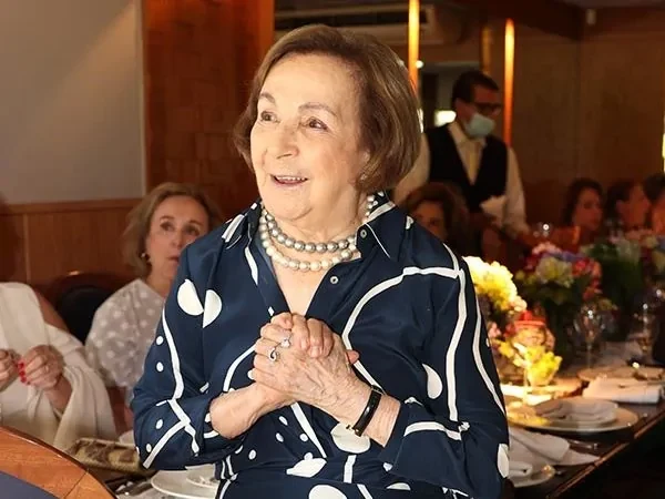 Morre Hilda Cabas, que comandou cerimonial do Palácio Anchieta por décadas