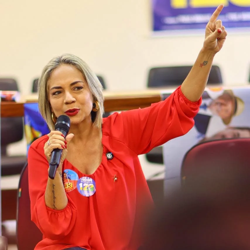 Luciana Oliveira critica posição de Jaime Bagattoli contra o fim da escala 6x1