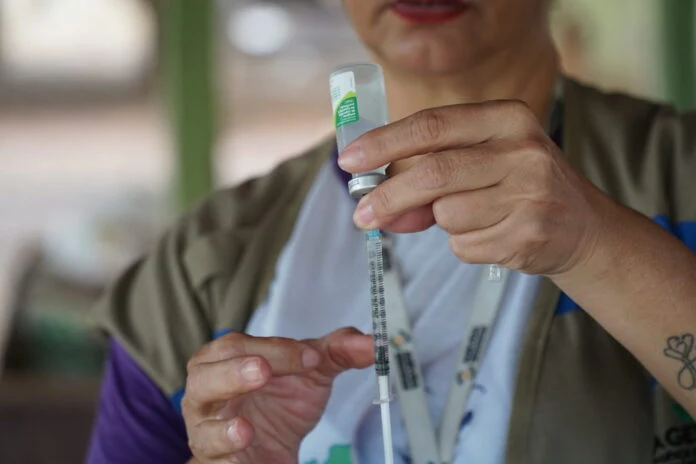 Anvisa amplia indicação de vacina contra meningite