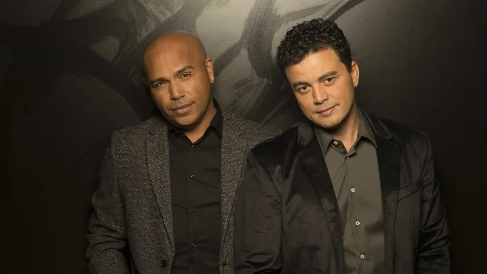 Lembre os maiores hits de Rick e Renner, como 'Ela É Demais' e 'Nos Bares da Cidade'