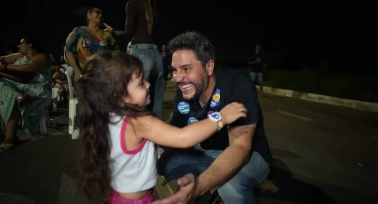 Maurício Carvalho destaca escuta e presença na reta final da campanha